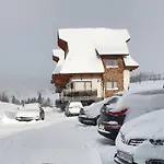 Krasvill 公寓